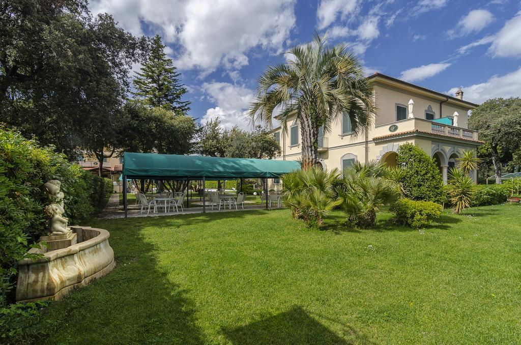 Hotel Verdemare Marina di Pietrasanta Eksteriør billede