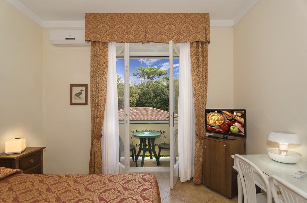 Hotel Verdemare Marina di Pietrasanta Eksteriør billede