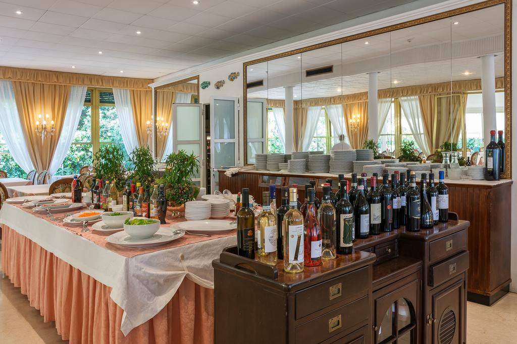 Hotel Verdemare Marina di Pietrasanta Eksteriør billede