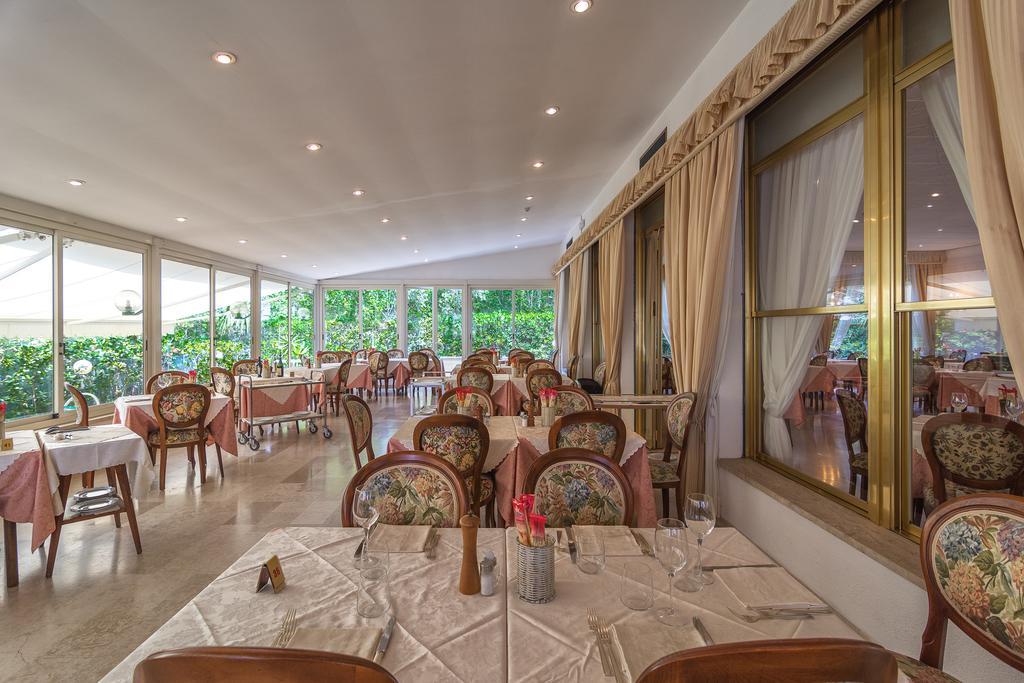 Hotel Verdemare Marina di Pietrasanta Eksteriør billede