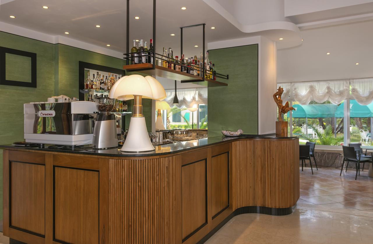Hotel Verdemare Marina di Pietrasanta Eksteriør billede
