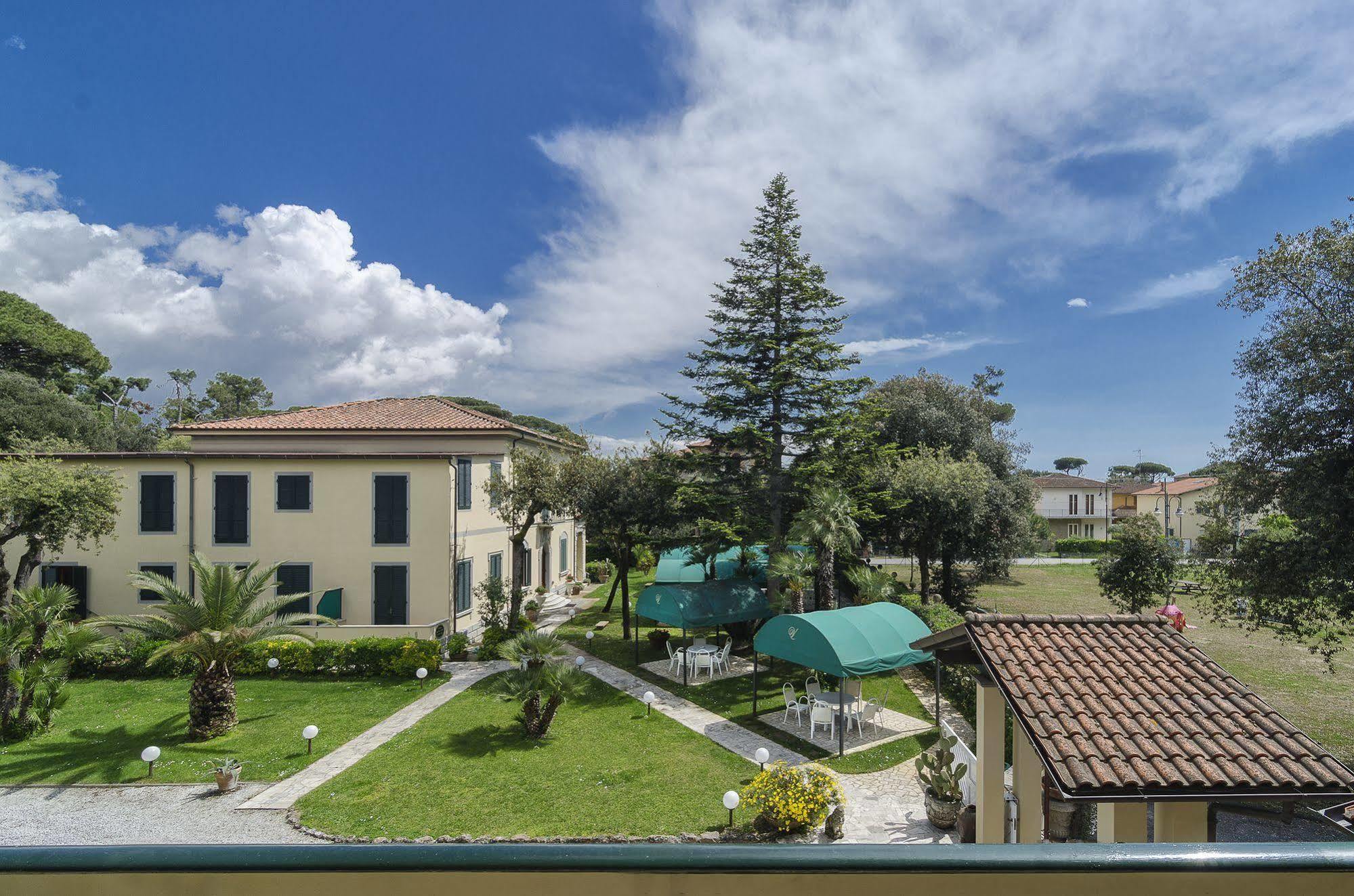 Hotel Verdemare Marina di Pietrasanta Eksteriør billede