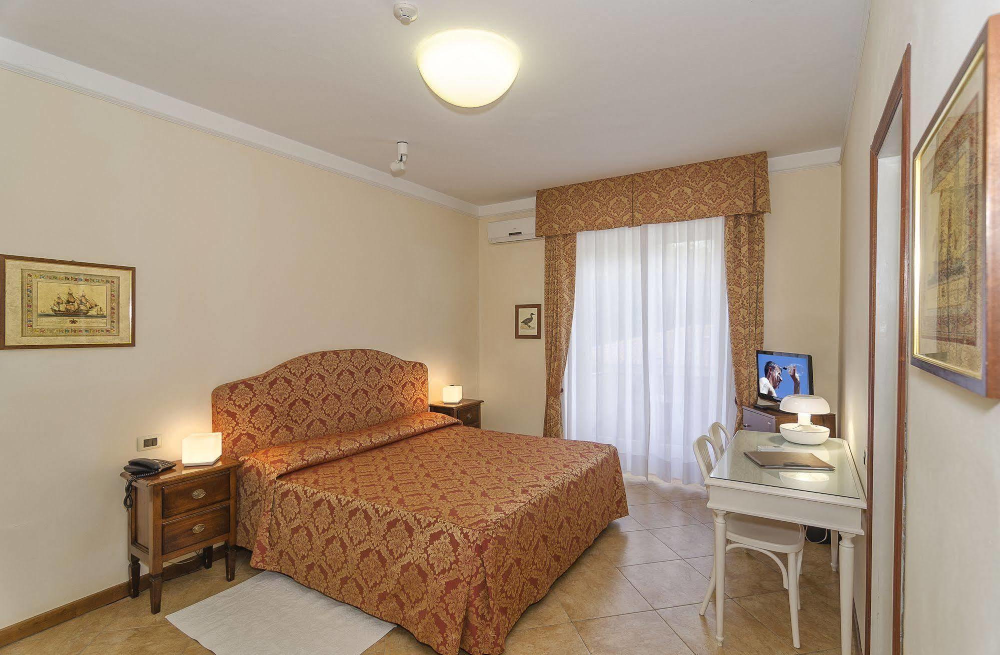 Hotel Verdemare Marina di Pietrasanta Eksteriør billede